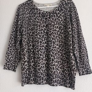 Carolyn Taylor XL Cardigan Beige Black Purple Print Beaded Collar Button Up